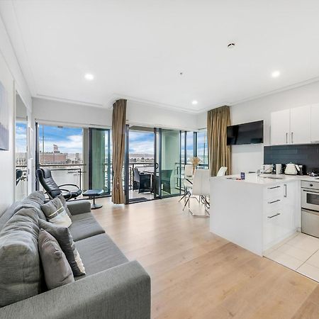 Exquisite Sun Soaked Corner Apartment Auckland Ngoại thất bức ảnh