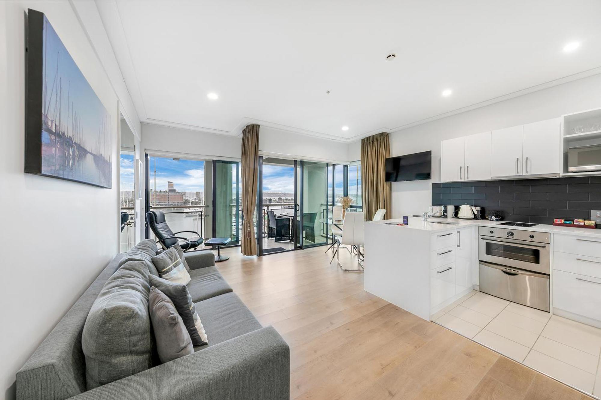 Exquisite Sun Soaked Corner Apartment Auckland Ngoại thất bức ảnh
